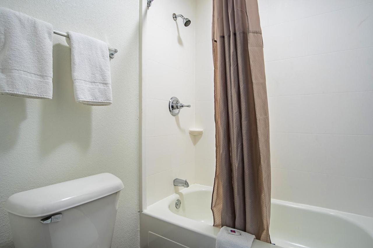 Motel 6 Manchester Tn Екстер'єр фото