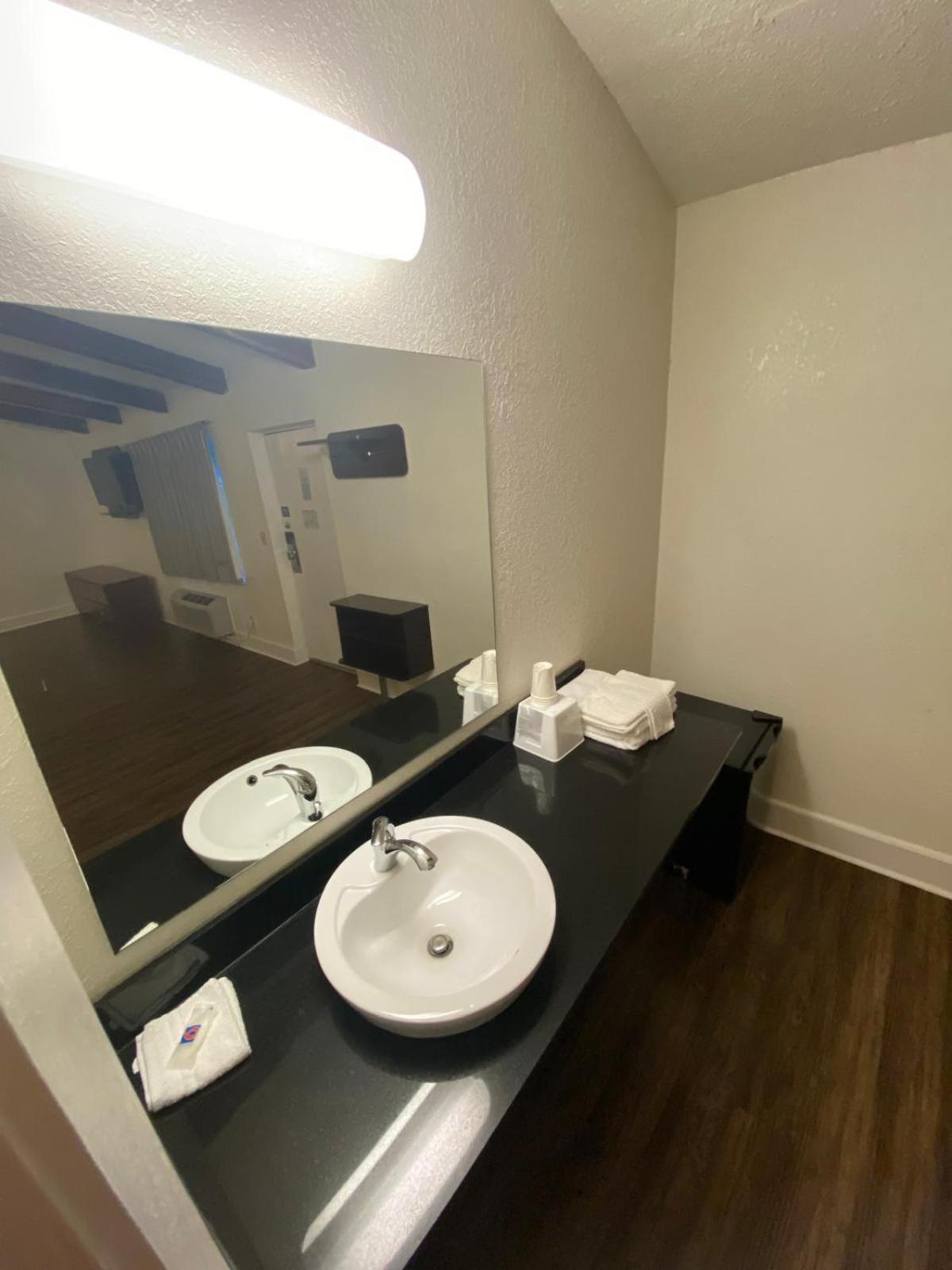 Motel 6 Manchester Tn Екстер'єр фото